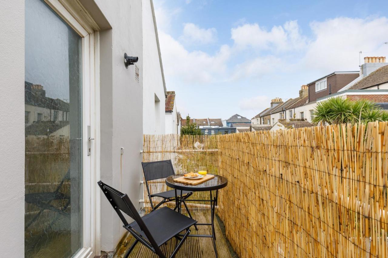 Charming 2 Bedroom Flat In Central Hove With Free Parking 외부 사진